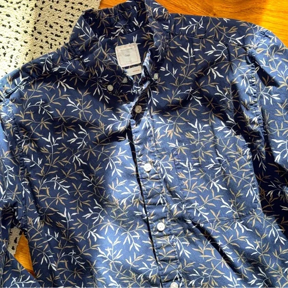 Gap Men’s Button Down Shirt in Bamboo Print - Picture 5 of 7